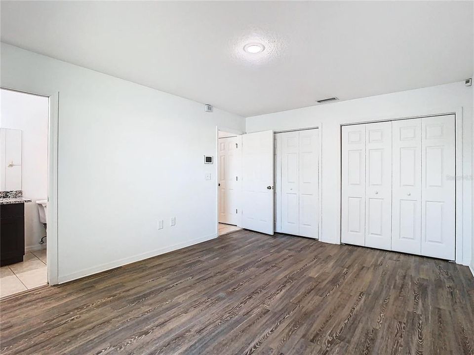 For Sale: $345,000 (3 beds, 2 baths, 1416 Square Feet)