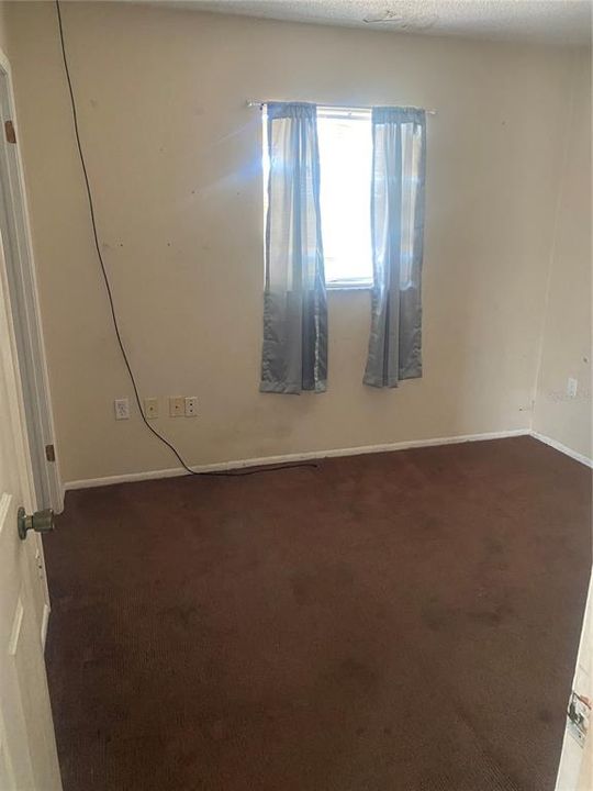 For Sale: $175,000 (2 beds, 1 baths, 775 Square Feet)