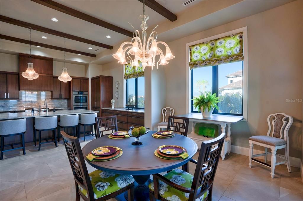 Kitchen Breakfast nook