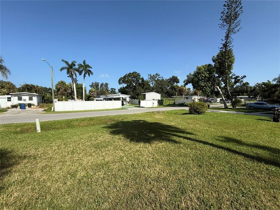 Под контрактом: $165,000 (3 спален, 1 ванн, 1152 Квадратных фут)