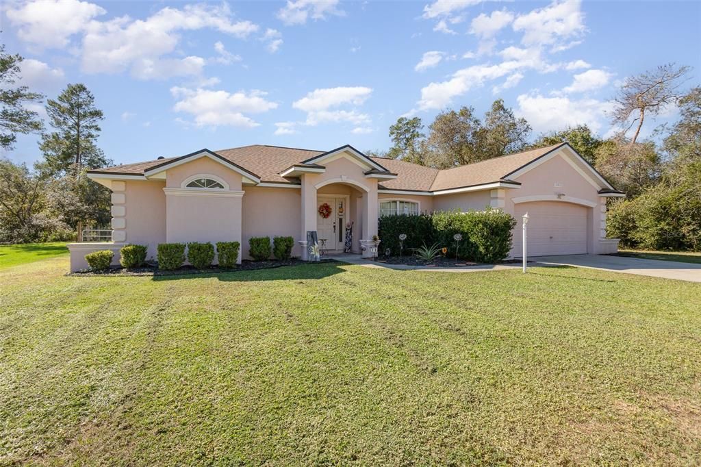 For Sale: $290,000 (3 beds, 2 baths, 1924 Square Feet)