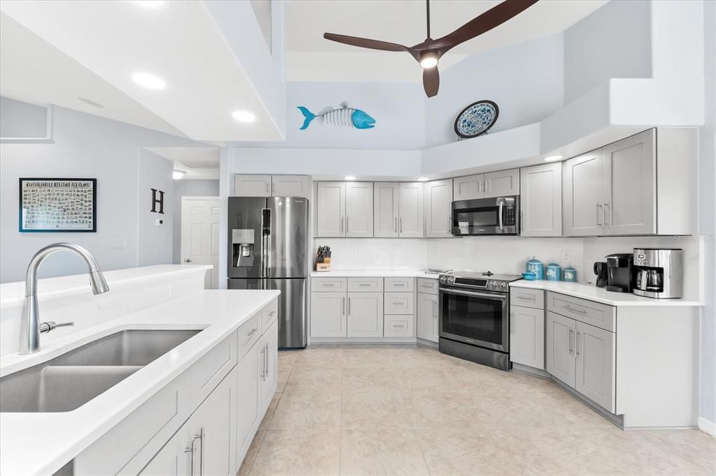 Contemporary Kitchen Featuring Soft Close Cabinets