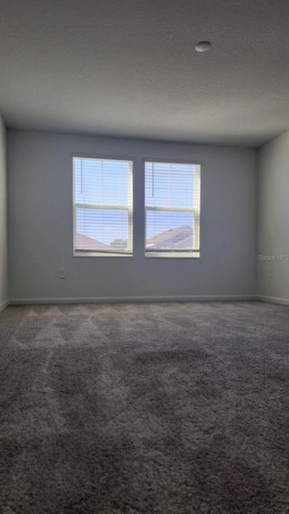 For Rent: $2,800 (4 beds, 2 baths, 2334 Square Feet)