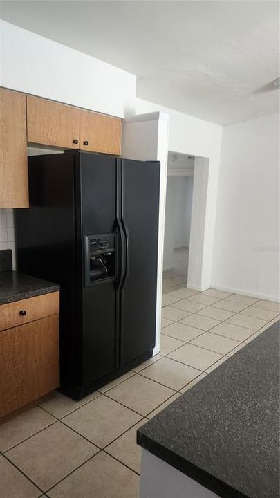 For Rent: $1,600 (3 beds, 1 baths, 1106 Square Feet)