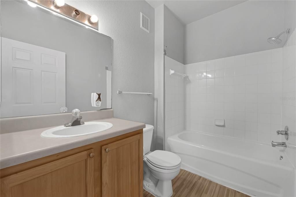 SECONDARY BATHROOM