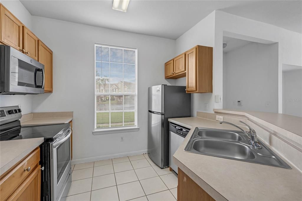 KITCHEN AND BAR AREA