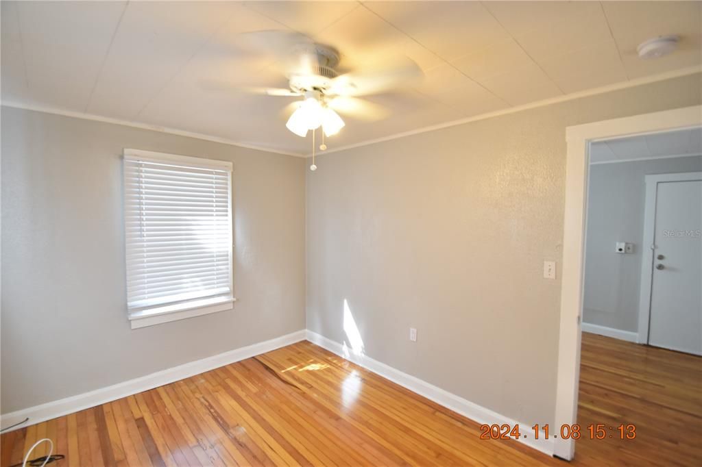 For Rent: $1,175 (1 beds, 1 baths, 500 Square Feet)