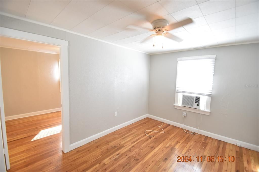 For Rent: $1,175 (1 beds, 1 baths, 500 Square Feet)