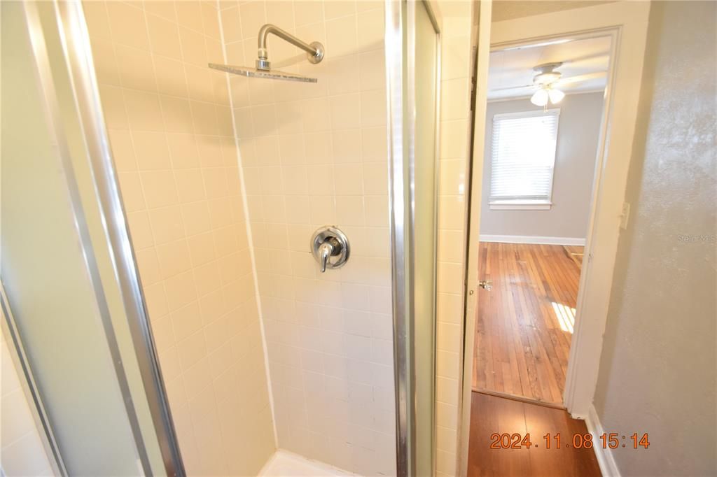 For Rent: $1,175 (1 beds, 1 baths, 500 Square Feet)