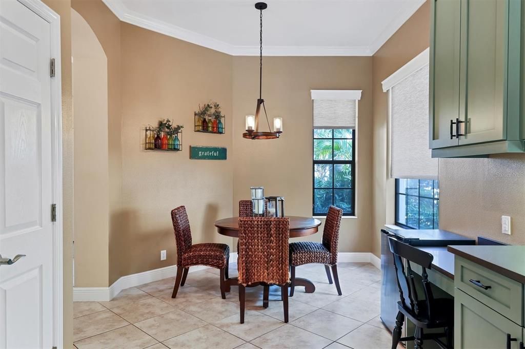 For Sale: $644,900 (2 beds, 2 baths, 1907 Square Feet)