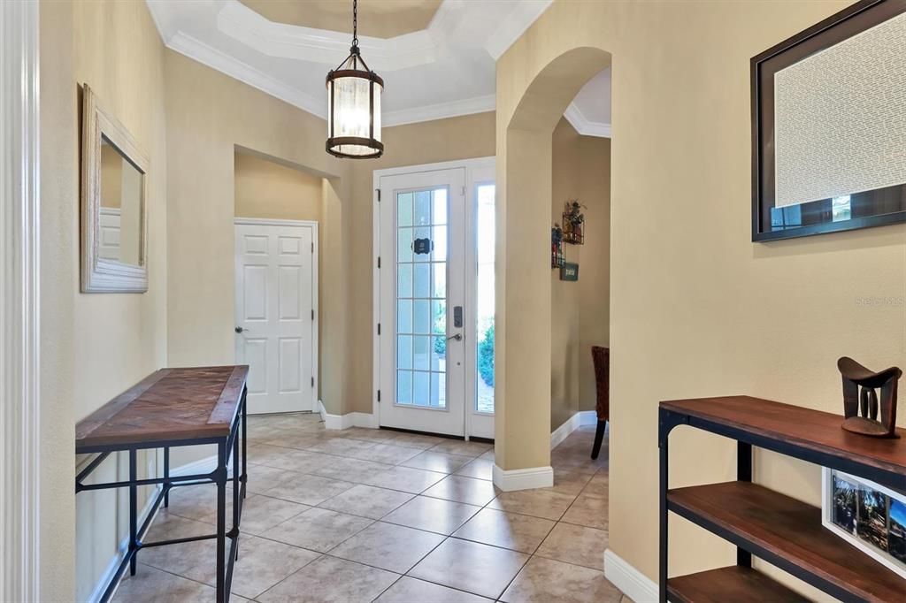 For Sale: $644,900 (2 beds, 2 baths, 1907 Square Feet)