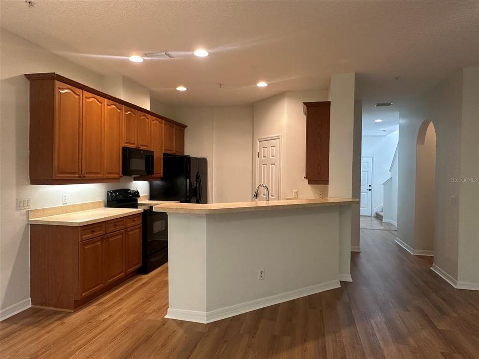 For Rent: $1,895 (2 beds, 2 baths, 1558 Square Feet)