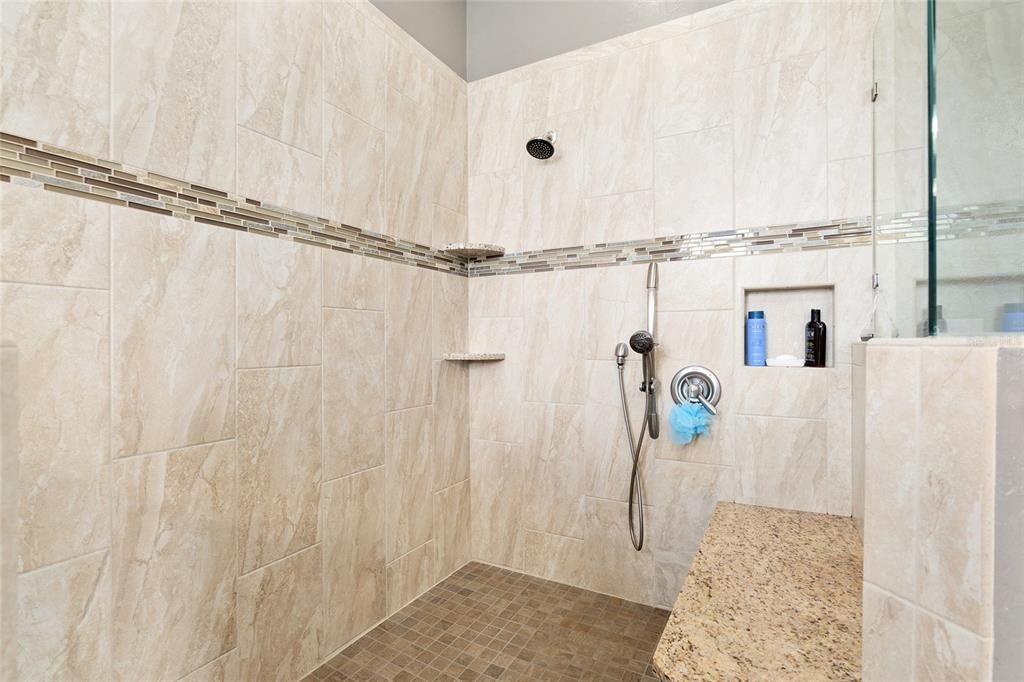 OWNER'S SHOWER HAS BUILT-IN SEAT