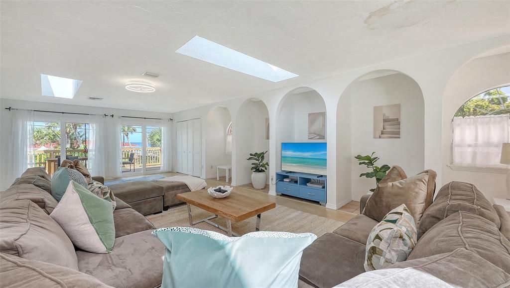 For Rent: $12,000 (4 beds, 4 baths, 3873 Square Feet)