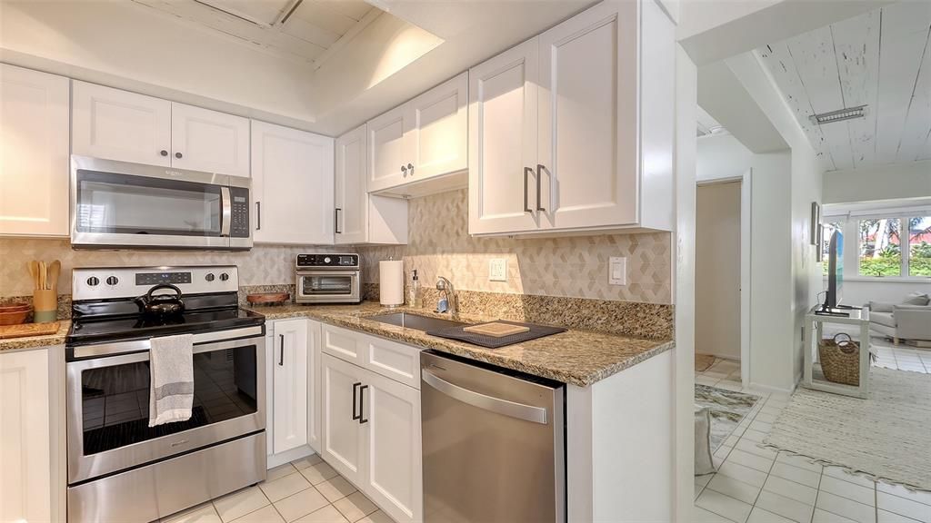 For Rent: $12,000 (4 beds, 4 baths, 3873 Square Feet)