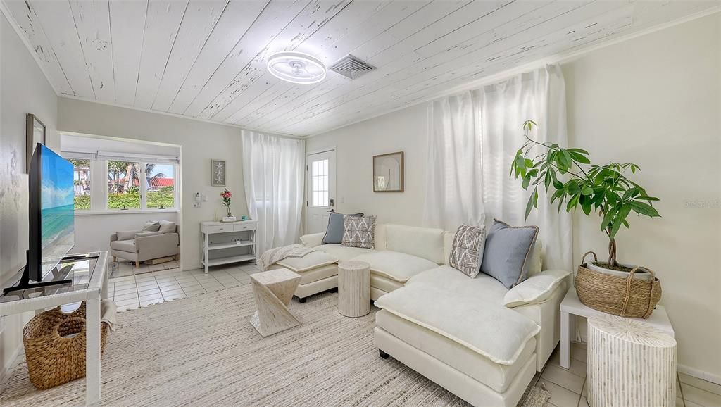 For Rent: $12,000 (4 beds, 4 baths, 3873 Square Feet)