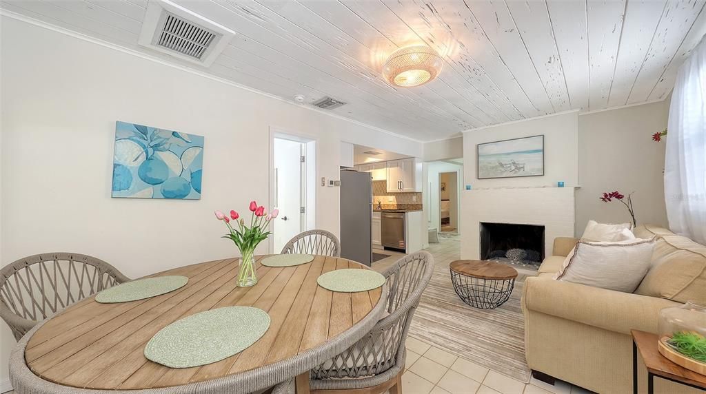 For Rent: $12,000 (4 beds, 4 baths, 3873 Square Feet)