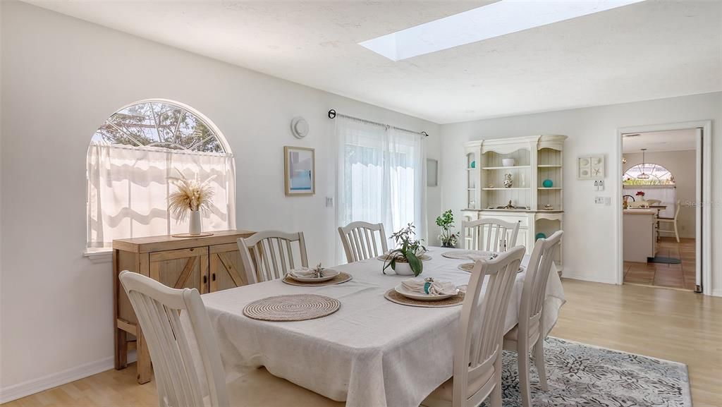 For Rent: $12,000 (4 beds, 4 baths, 3873 Square Feet)