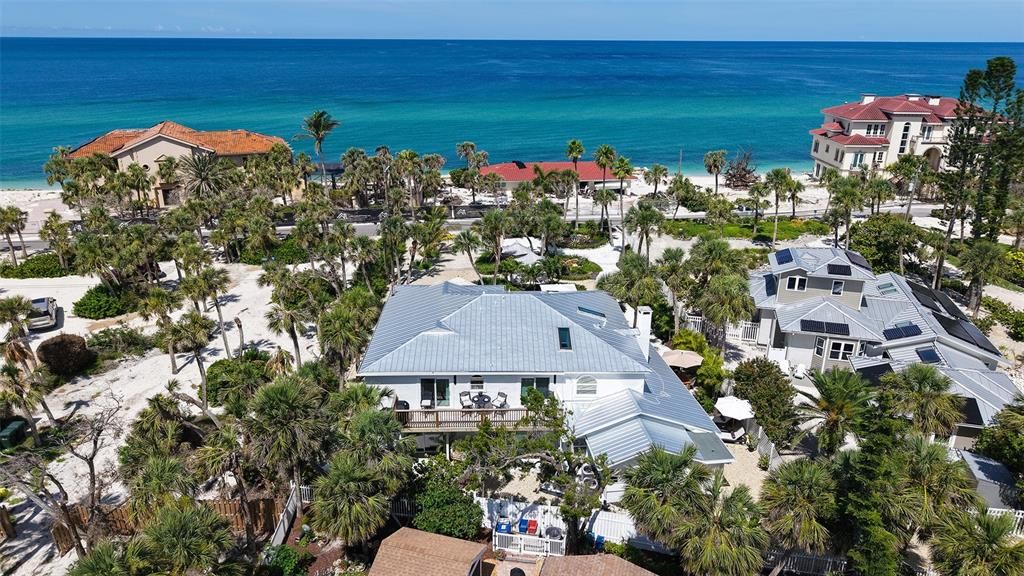 For Rent: $12,000 (4 beds, 4 baths, 3873 Square Feet)