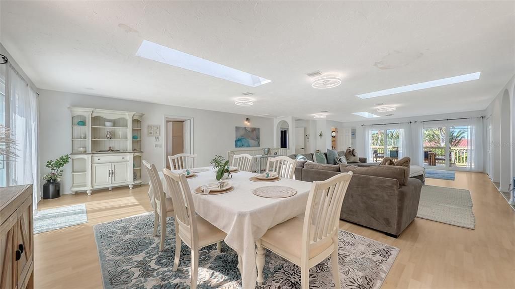 For Rent: $12,000 (4 beds, 4 baths, 3873 Square Feet)