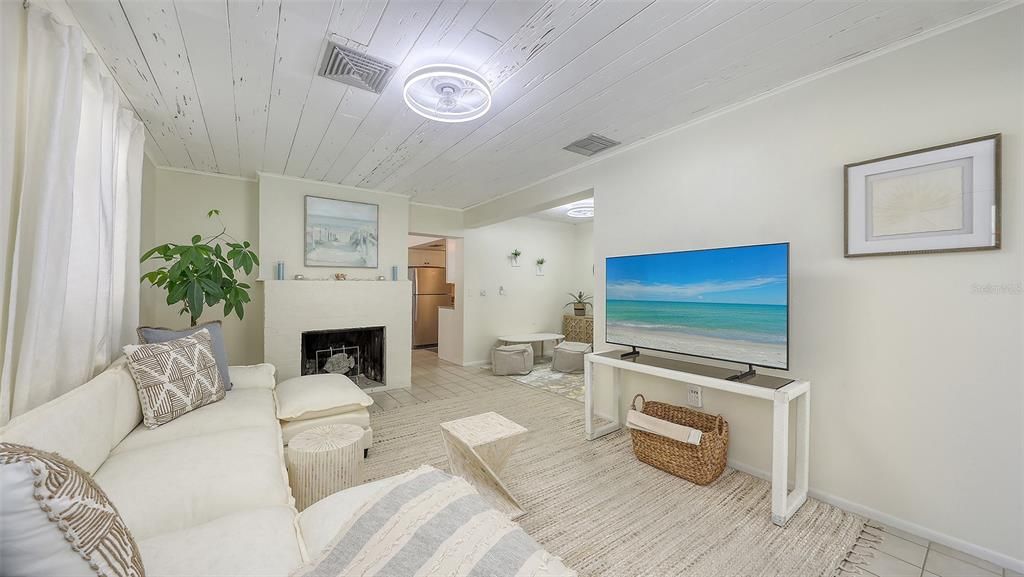 For Rent: $12,000 (4 beds, 4 baths, 3873 Square Feet)