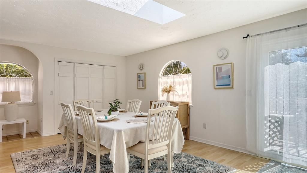 For Rent: $12,000 (4 beds, 4 baths, 3873 Square Feet)