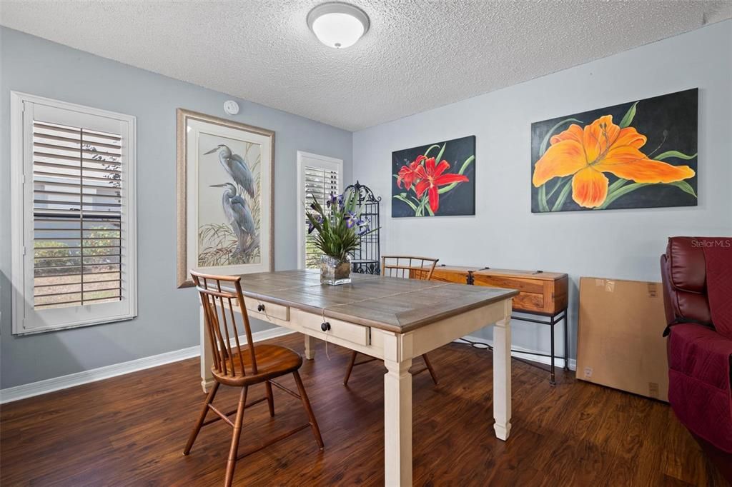 For Sale: $224,900 (2 beds, 2 baths, 1444 Square Feet)