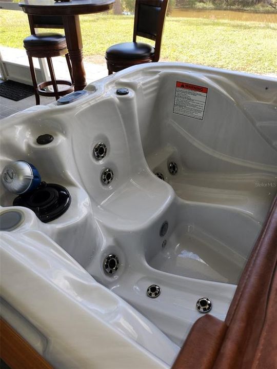 twin lounger spa