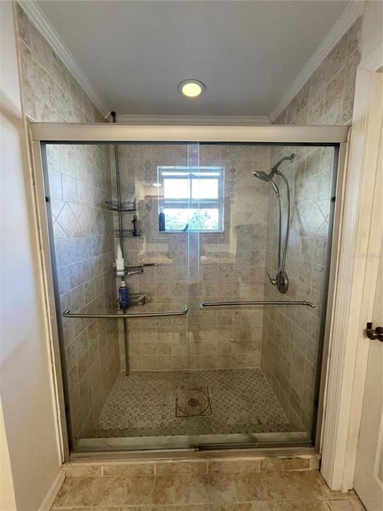 Primary bedroom Shower