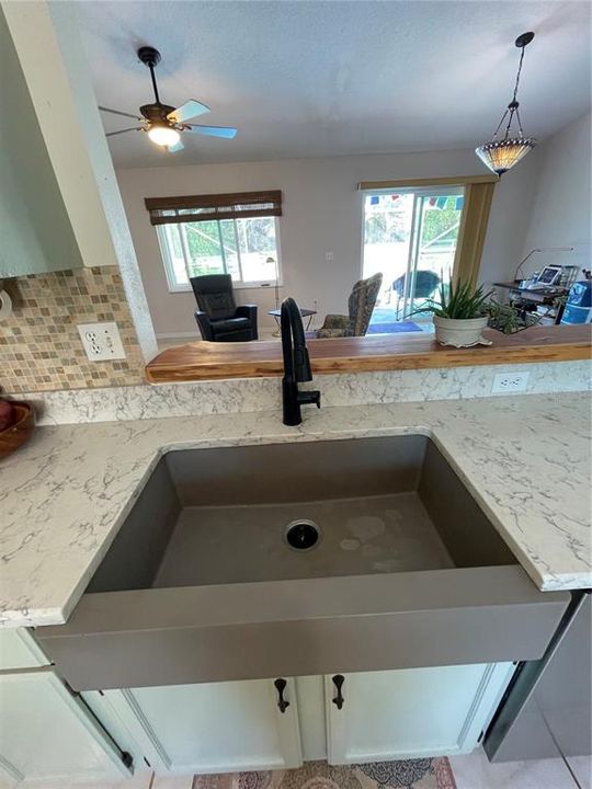 Quartz Farmhouse Sink