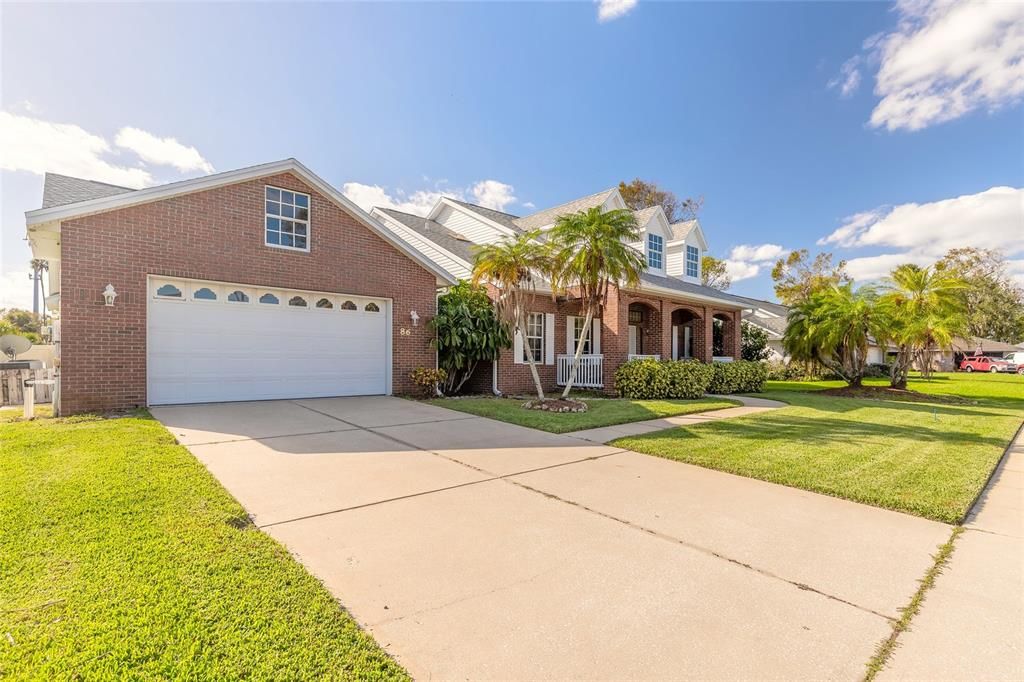 For Sale: $450,000 (3 beds, 2 baths, 2452 Square Feet)