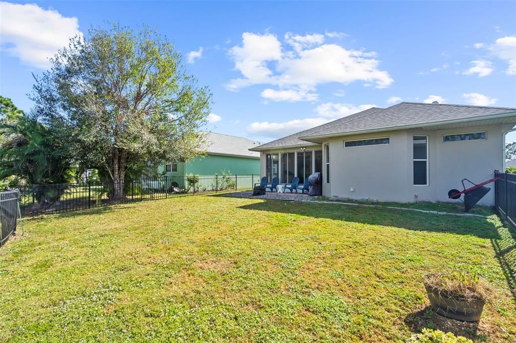 For Sale: $359,900 (3 beds, 2 baths, 1527 Square Feet)