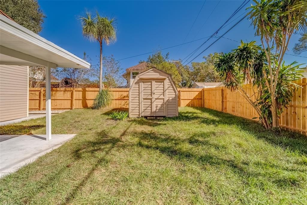 For Sale: $799,999 (3 beds, 2 baths, 1702 Square Feet)