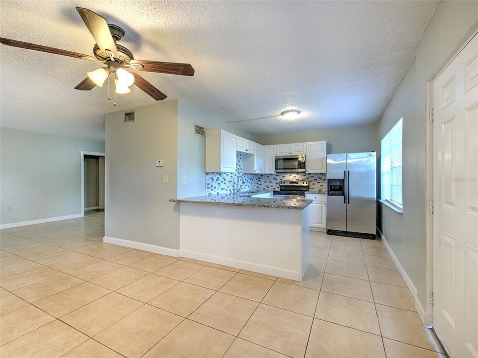 For Rent: $3,150 (5 beds, 3 baths, 2252 Square Feet)