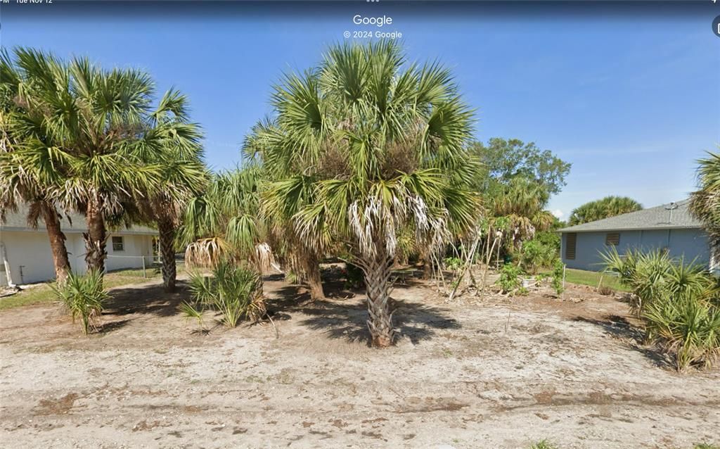 For Sale: $31,000 (0.23 acres)