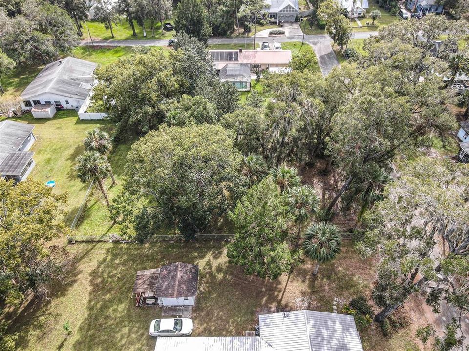 BUILDING LOT IN LAKE HELEN ON DANIELS ST. ONE BLOCK FROM LAKE.