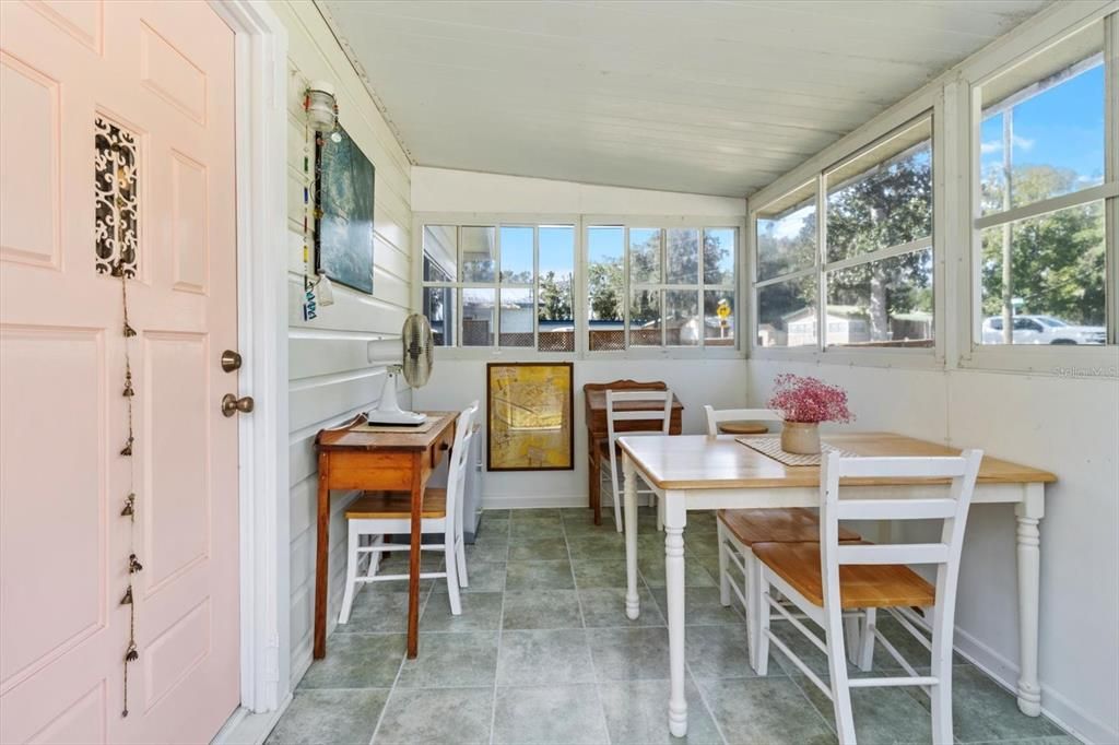 Sunroom/front porch