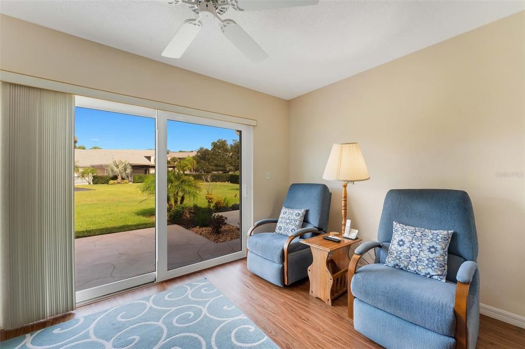 Light & bright bonus sunroom to enjoy year-round~