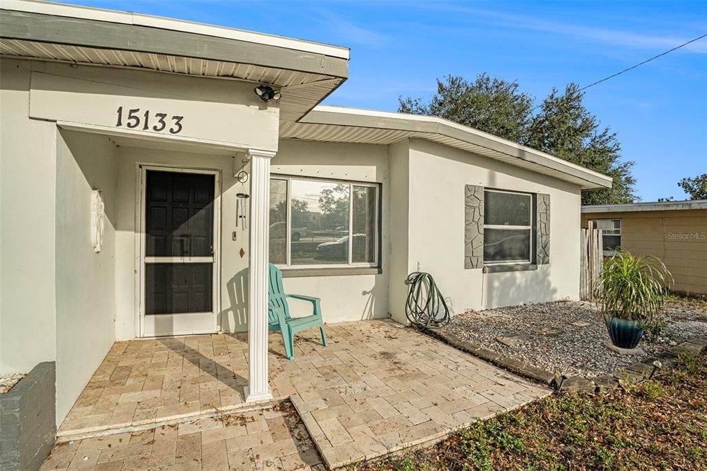 For Sale: $350,000 (3 beds, 1 baths, 1241 Square Feet)