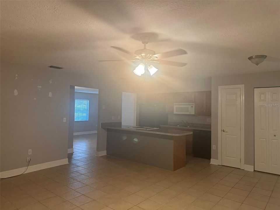 For Rent: $1,595 (2 beds, 2 baths, 1210 Square Feet)