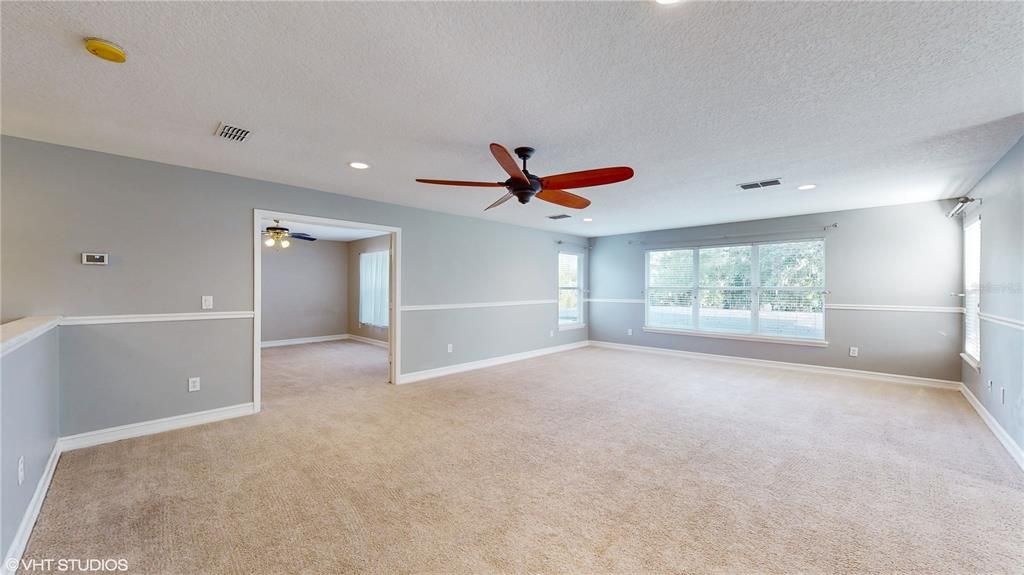 Huge Bonus Room