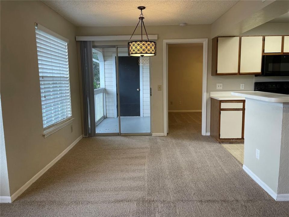 For Rent: $1,750 (2 beds, 2 baths, 934 Square Feet)