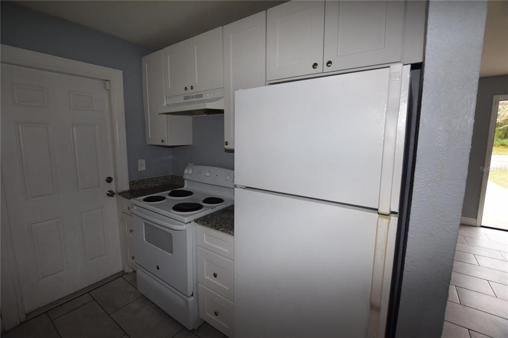 For Rent: $1,475 (2 beds, 1 baths, 788 Square Feet)