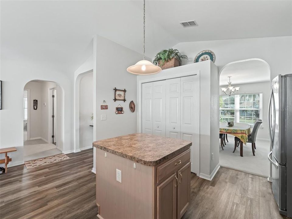 Kitchen w/Pantry closet