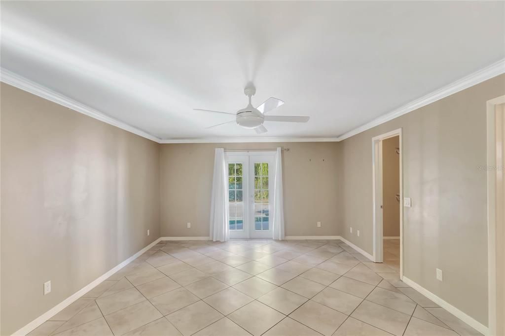 For Sale: $399,900 (3 beds, 2 baths, 1396 Square Feet)