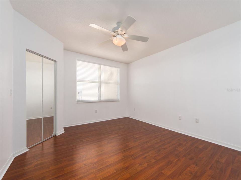 For Rent: $3,000 (2 beds, 2 baths, 1195 Square Feet)