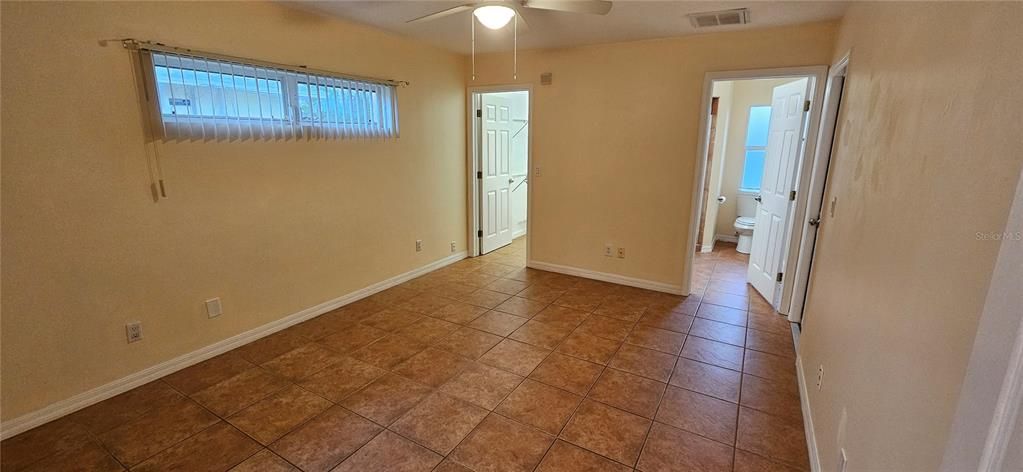 For Rent: $1,600 (2 beds, 2 baths, 1354 Square Feet)