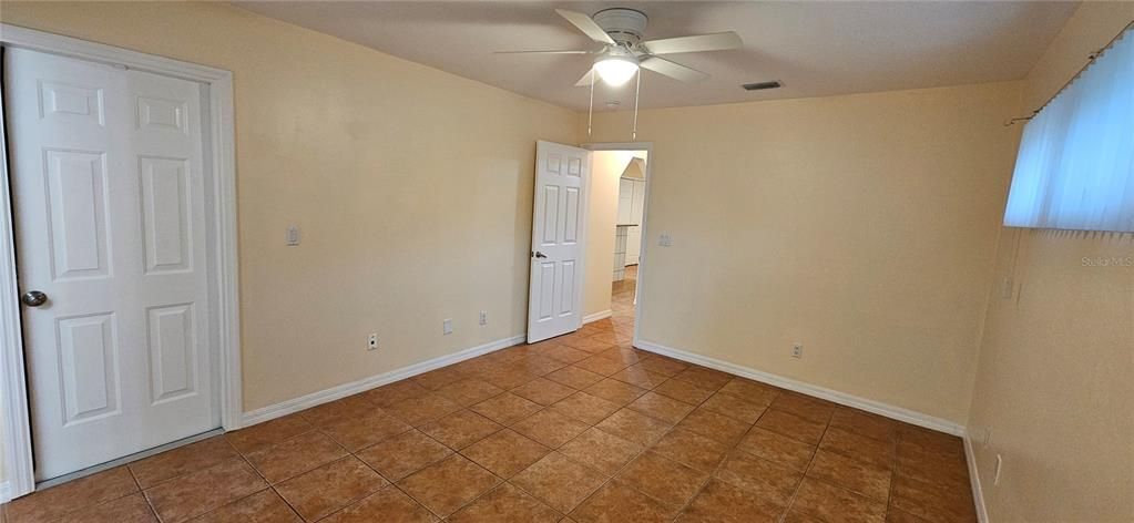 For Rent: $1,600 (2 beds, 2 baths, 1354 Square Feet)