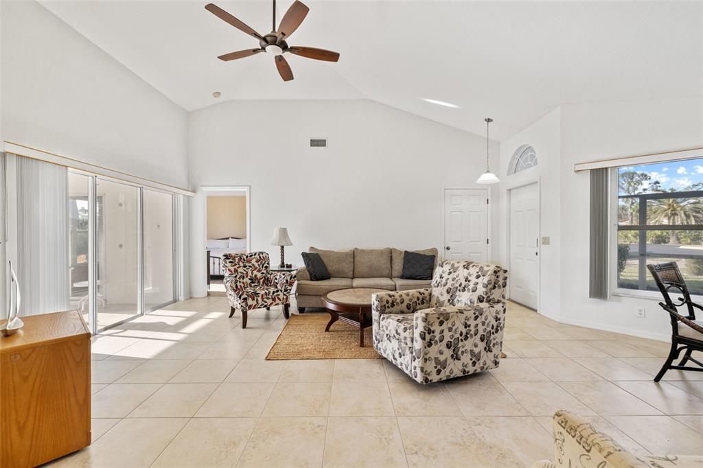 For Sale: $429,000 (3 beds, 2 baths, 1653 Square Feet)