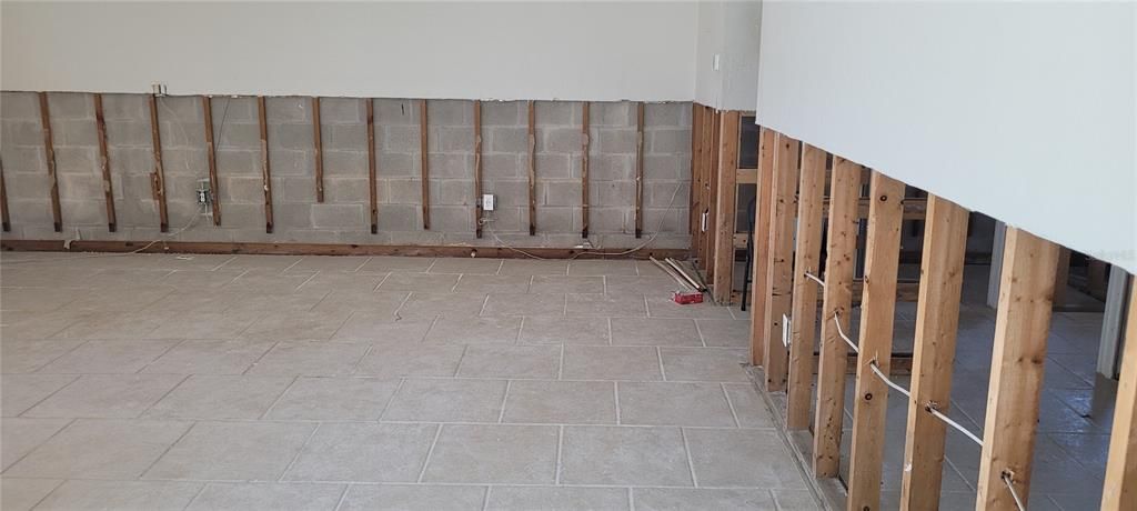 bedroom after flood mitigation.